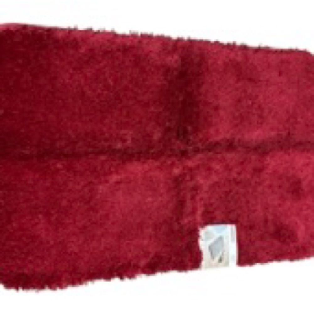 Plush Red Bath Mat